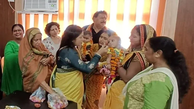 लखनऊ : विधायक ने बच्चों का कराया अन्नप्राशन, श्री अन्न के प्रयोग को बताया जरूरी