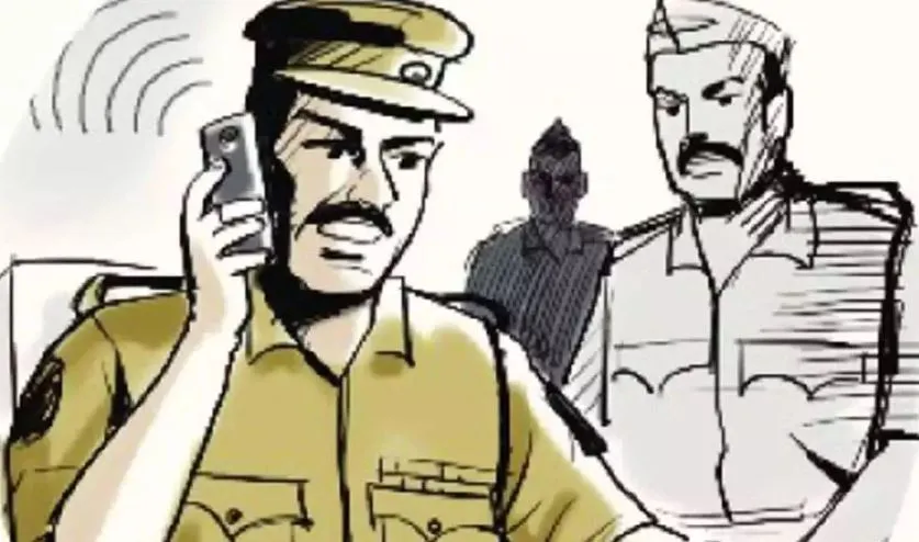 बरेली: एक और रंगीन मिजाज दरोगा ने महिला से कीं अश्लील बातें