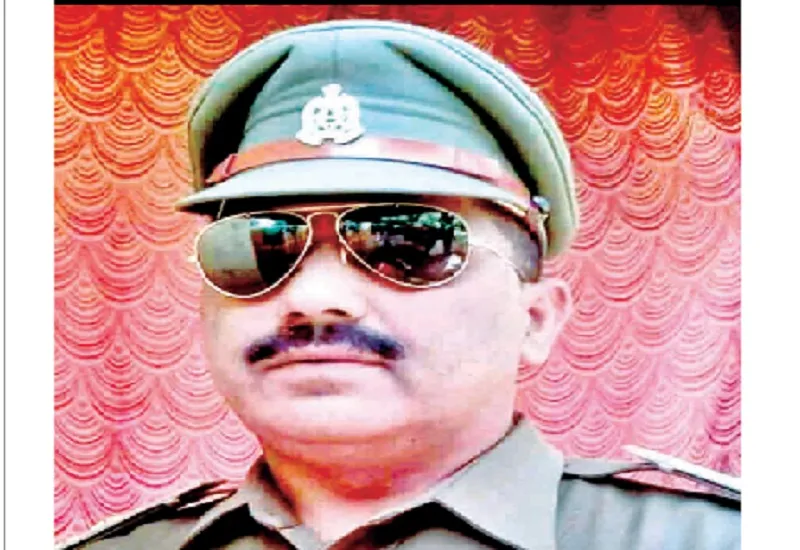 मुरादाबाद : दायित्व संग जरूरतमंदों की मदद करना ओम शुक्ल का स्वभाव, काशीपुर तिराहा चौकी क्षेत्र में हैं काफी लोकप्रिय