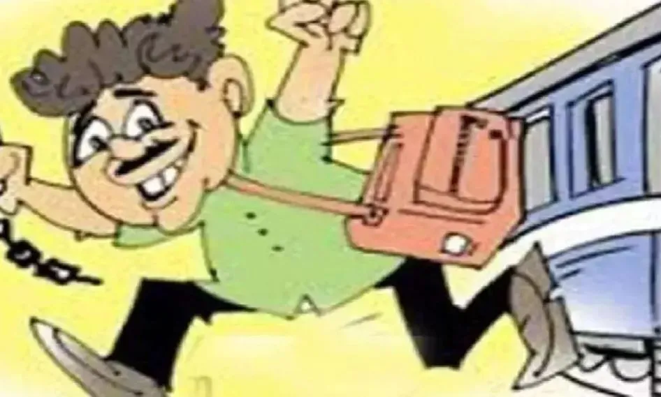 पीलीभीत: बाइक का पंचर जुड़वा रहे रिटायर्ड शिक्षक की अंगूठी उड़ाई, टप्पेबाज कैमरे में कैद..जानिए मामला 