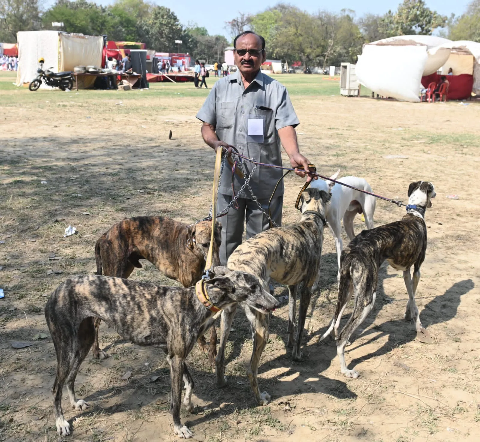 डॉग प्रेमी इरशाद अली खां 4