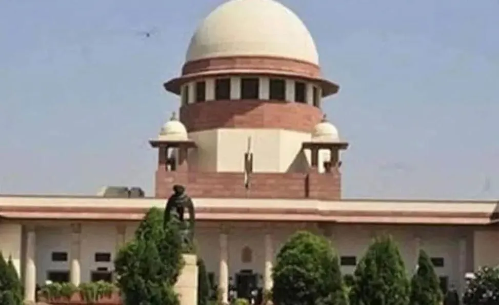 SC ने पटाखों पर प्रतिबंध लगाने का अनुरोध करने वाली याचिका पर फैसला रखा सुरक्षित 