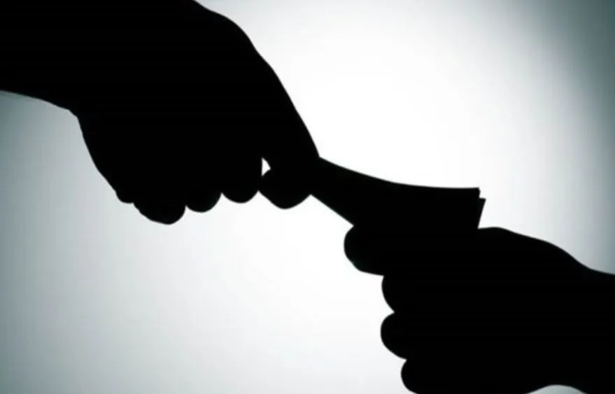 बरेली जिला अस्पताल: बिना ठेका के पार्किंग में मरीजों से अवैध वसूली, ADSIC से शिकायत 