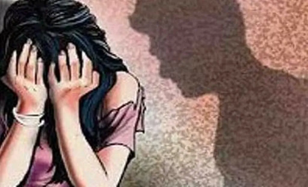 लखीमपुर-खीरी: खेतों की तरफ गई किशोरी से दुष्कर्म की कोशिश, रिपोर्ट दर्ज  