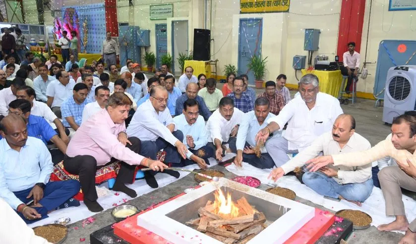 बरेली: इफको आंवला इकाई में मनाई गई विश्वकर्मा जयंती        