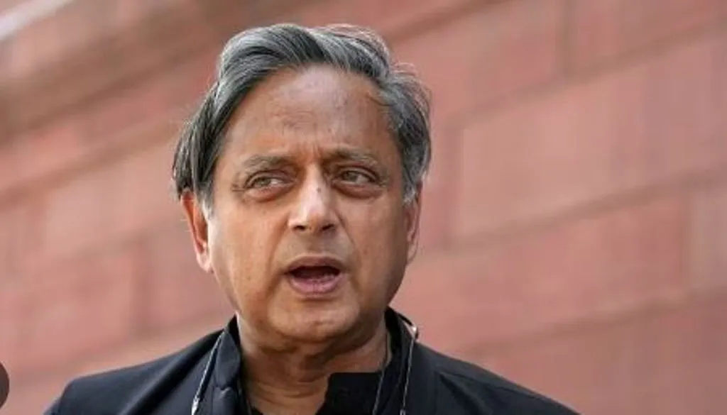 शशि थरूर ने कहा- आज भारत की वैज्ञानिक सोच पंडित नेहरू की वजह से है