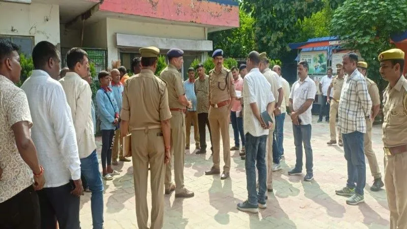 संतकबीरनगर में पेट्रोल पंप पर बदमाशों ने बोला धावा, असलहे के दम पर लूट की घटना को दिया अंजाम