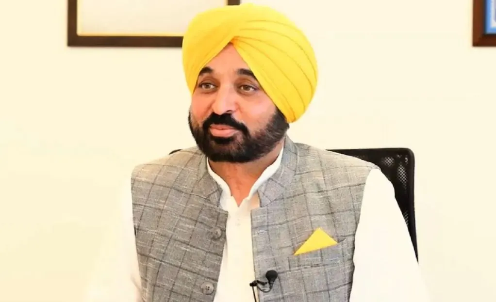 सीएम मान ने मजीठिया, वड़िंग को एक महीने में पंजाबी की परीक्षा पास करने की दी चुनौती 