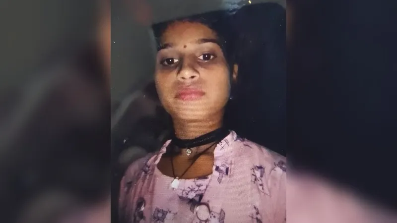 Unnao News: प्रेमी ने शादी से किया इंकार, प्रेमिका ने उठाया खौफनाक कदम, नजारा देख परिजन रह गए दंग