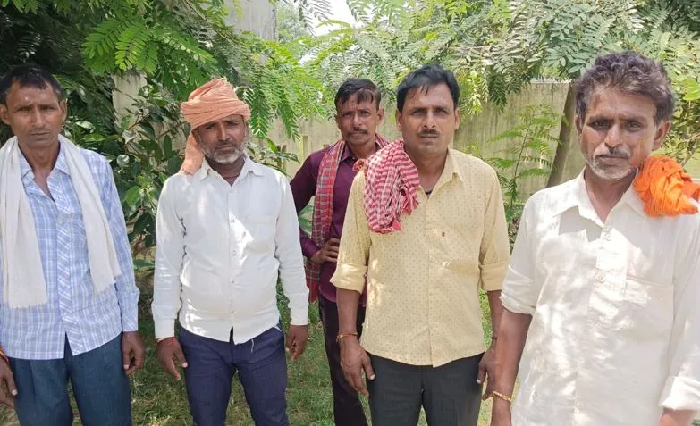 लखीमपुर-खीरी: घर में फंदे से लटका मिला युवक का शव, परिजनों ने लगाया हत्या का आरोप