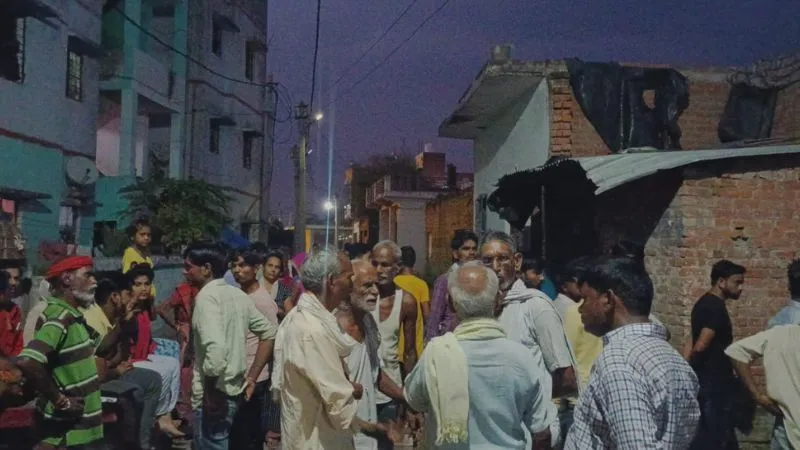 Hamirpur Suicide: युवक ने फांसी लगाकर की आत्महत्या, मजदूरी के रुपये हड़पने से था परेशान, पांच पर FIR