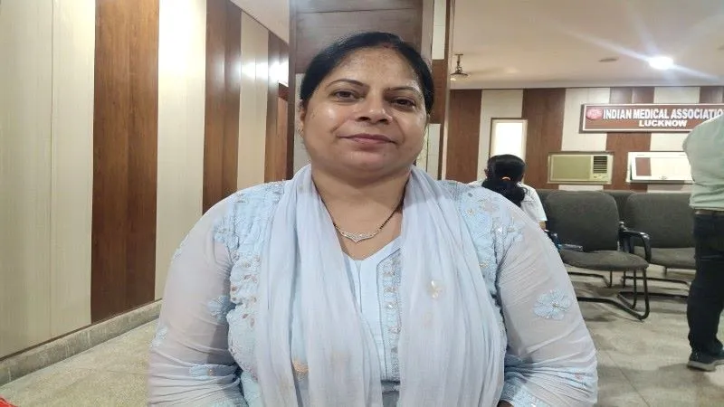 Hyper Baric Oxygen Therapy से कैंसर पेशेंट को मिलती है राहत, जानें थेरेपी को लेकर क्या कहती हैं KGMU की डॉ. संध्या