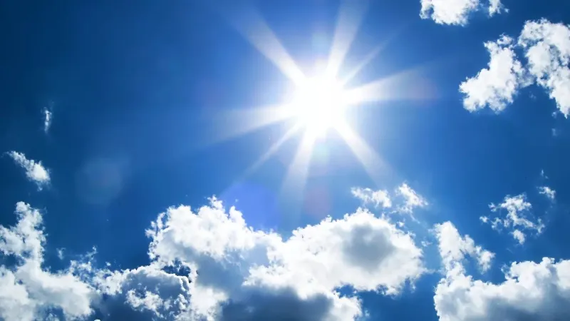 UP Weather : तेज धूप दिला रही गर्मियों की याद, 15 अक्टूबर के बाद शुरू होगी हल्की ठंड   