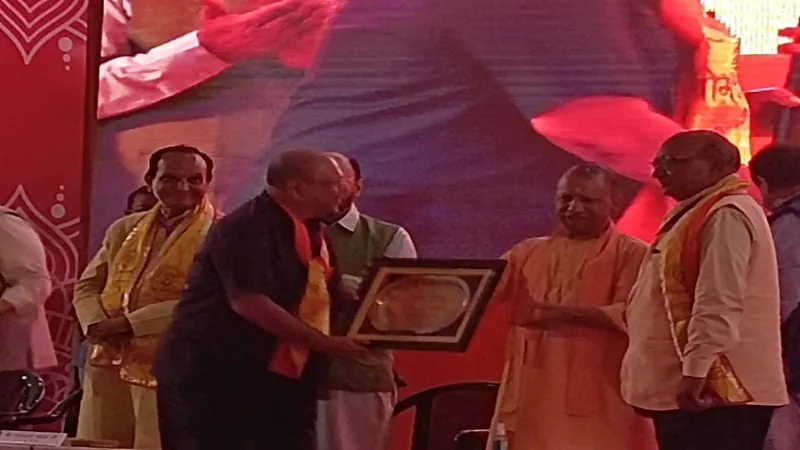 हरदोई के सजीव अग्रवाल को CM योगी से मिला उद्योग श्री सम्मान      