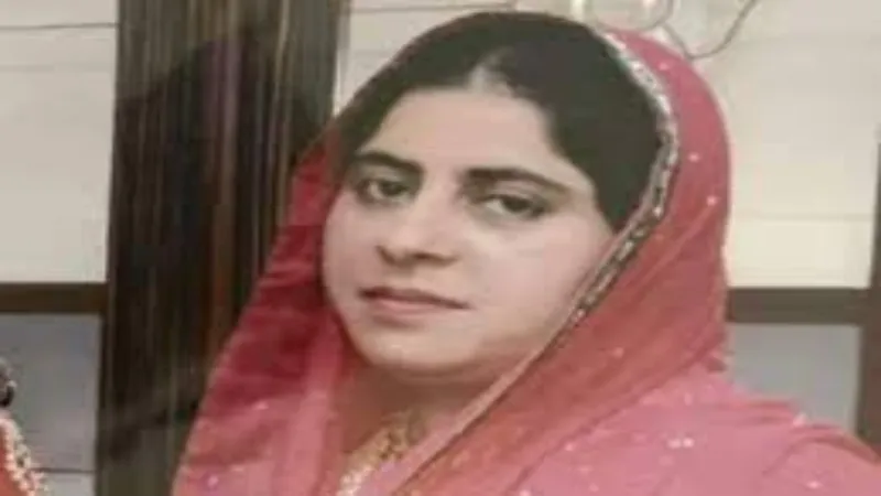 Prayagraj news : शाइस्ता के हटवा पहुंचने की सूचना पर भारी फोर्स तैनात, बेटों से मुलाकात का था इनपुट 