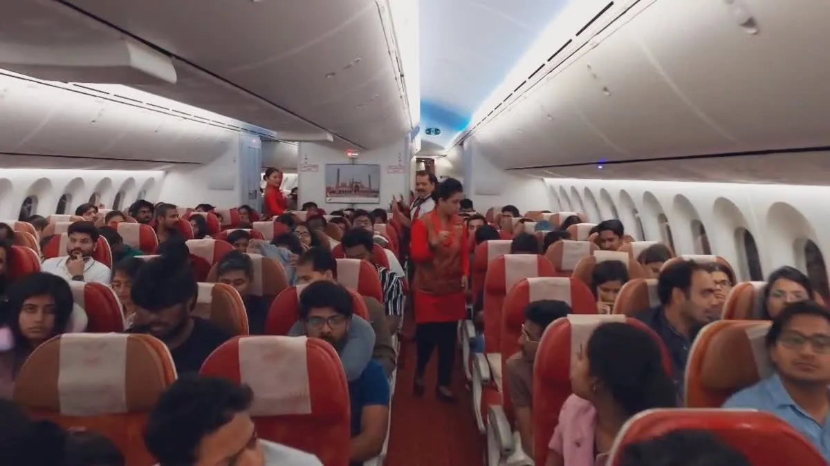 भारतीय नागरिकों का दूसरा जत्था युद्धग्रस्त इजराइल से हुआ रवाना 