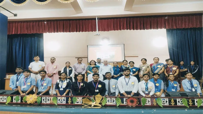 अयोध्या: वाद-विवाद प्रतियोगिता में उदया पब्लिक स्कूल ने मारी बाजी, द्वितीय स्थान पर रहा यह विद्यालय