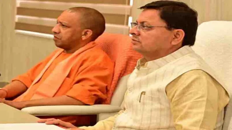 CM योगी और धामी देख रहे 'तेजस' की स्पेशल स्क्रीनिंग, कई नेता मौजूद 