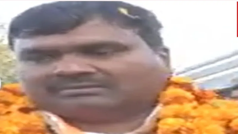 मऊ में गांधी जयंती पर भाजपा में खींचतान का वीडियो वायरल 