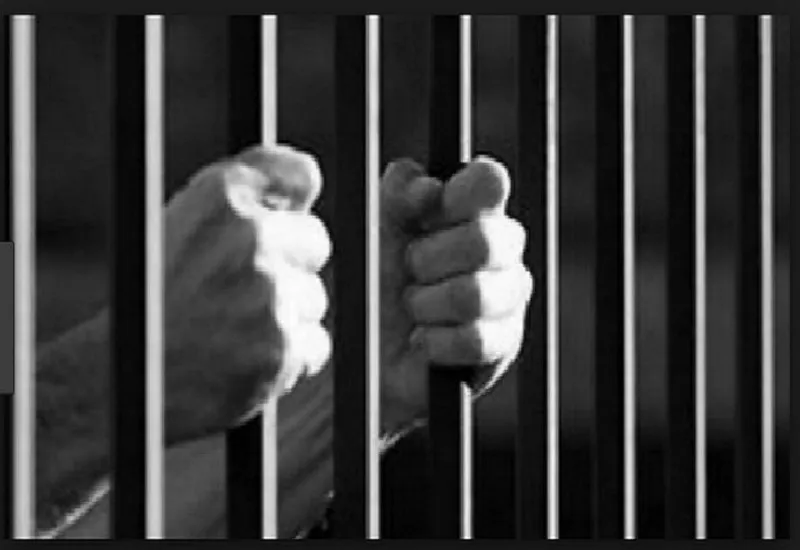 Singapore : छात्रा से दुष्कर्म के जुर्म में भारतीय नागरिक को 16 साल की जेल, 12 कोड़े मारने की भी सजा सुनाई