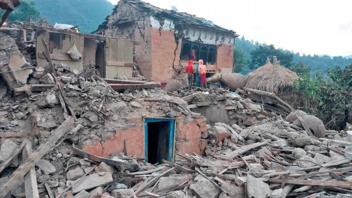अफ़गानिस्तान में भूकंप से 120 लोगों की मौत, लगभग एक हजार घायल 