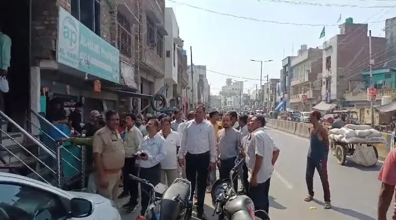 कासगंज: विशेष चेकिंग अभियान के लिए मैदान में उतरी विद्युत निगम की टीमें, मची खलबली