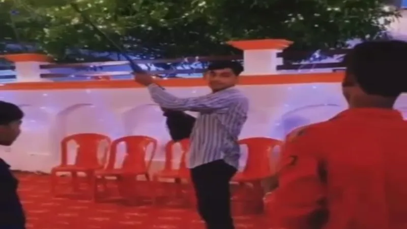 हरदोई : सोशल मीडिया पर वायरल हो रहा हर्ष फायरिंग का वीडियो, कार्रवाई में जुटी पुलिस 