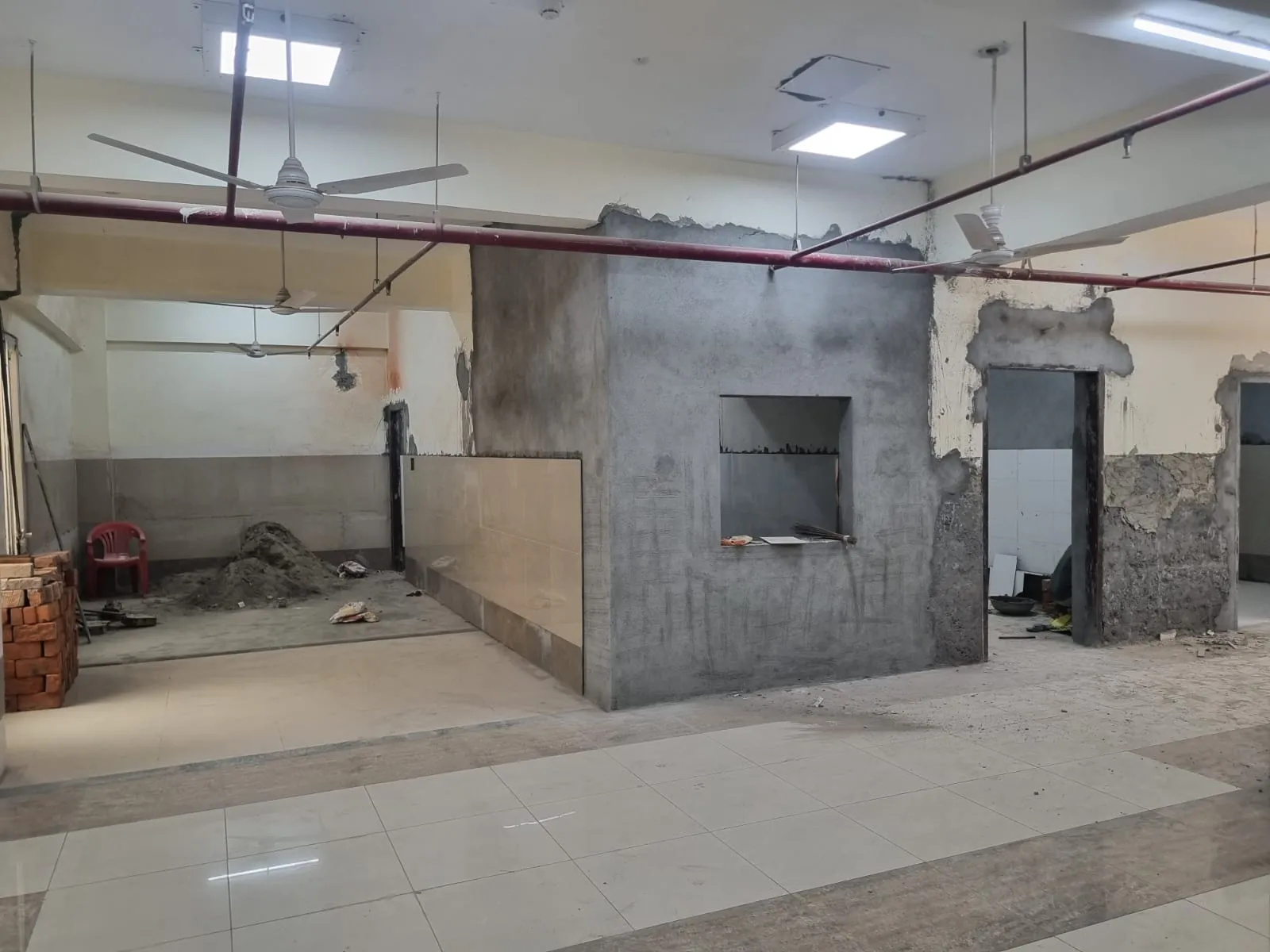 बरेली: यूनिट स्थापना का कार्य तेज, दिवाली बाद मिलेगी सीटी स्कैन की सुविधा