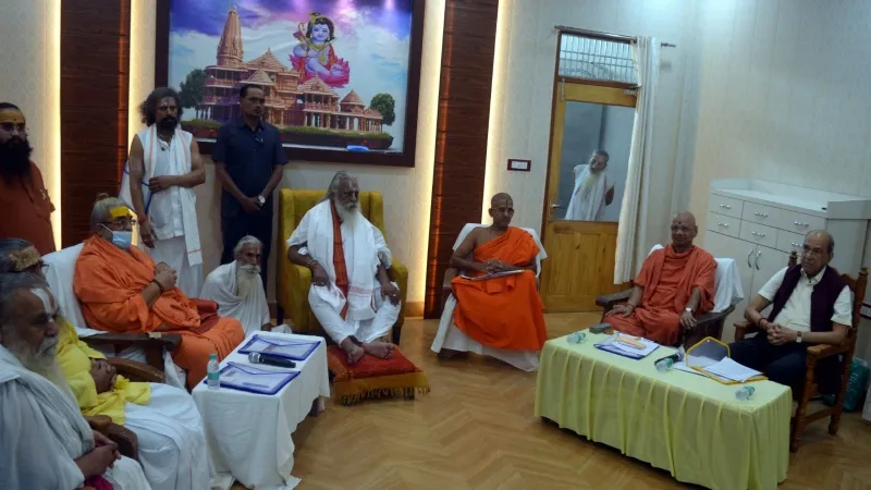 अयोध्या : 10 करोड़ परिवारों तक पहुंचेगी रामलला की तस्वीर