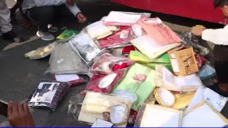 बहराइच : भारत नेपाल मैत्री सेवा बस में अवैध तरीके ले जाया जा रहा लाखों का सामान बरामद