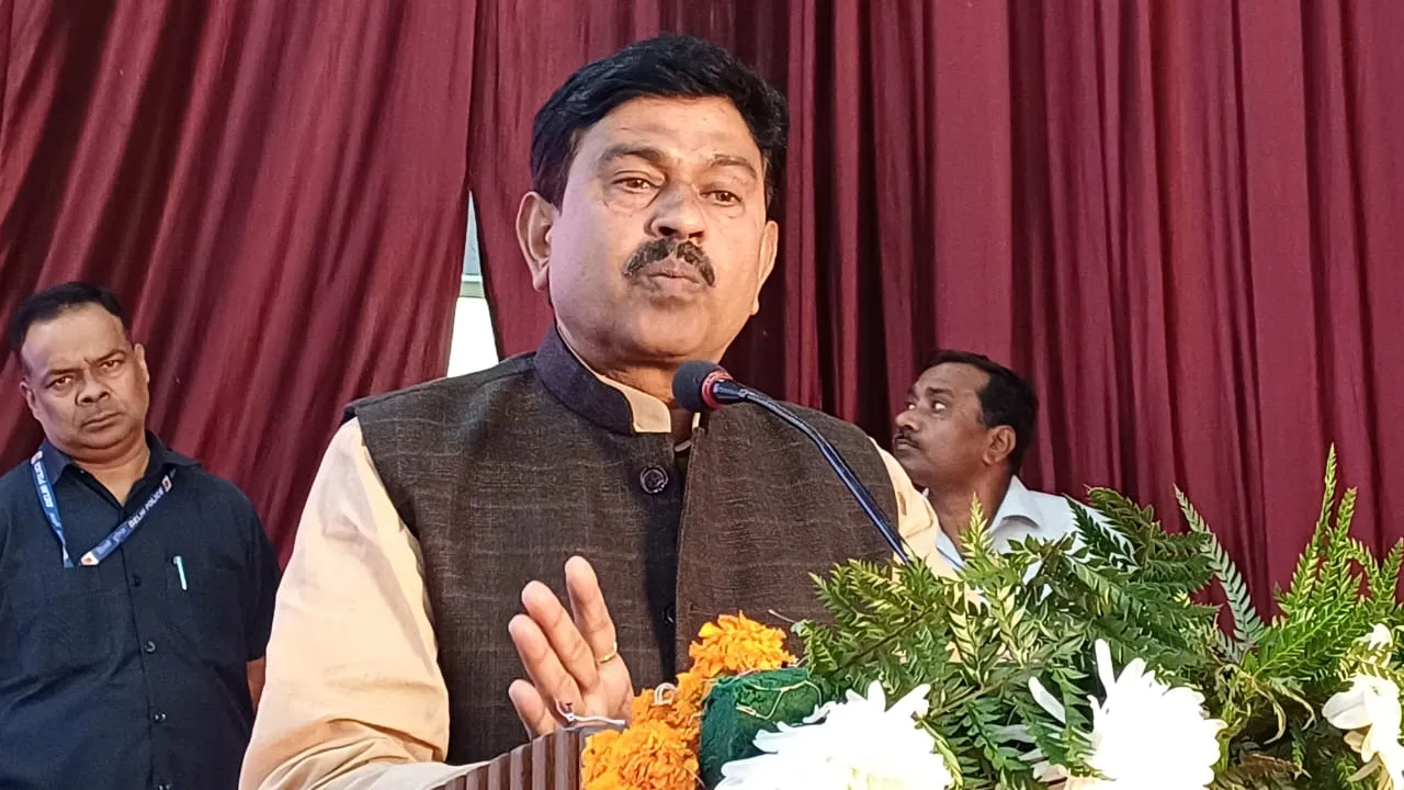 बरेली: 'विपक्षी गठबंधन के पास लक्ष्य नहीं, सबको बनना है प्रधानमंत्री', रोजगार मेले में बोले केंद्रीय गृह राज्य मंत्री अजय मिश्रा