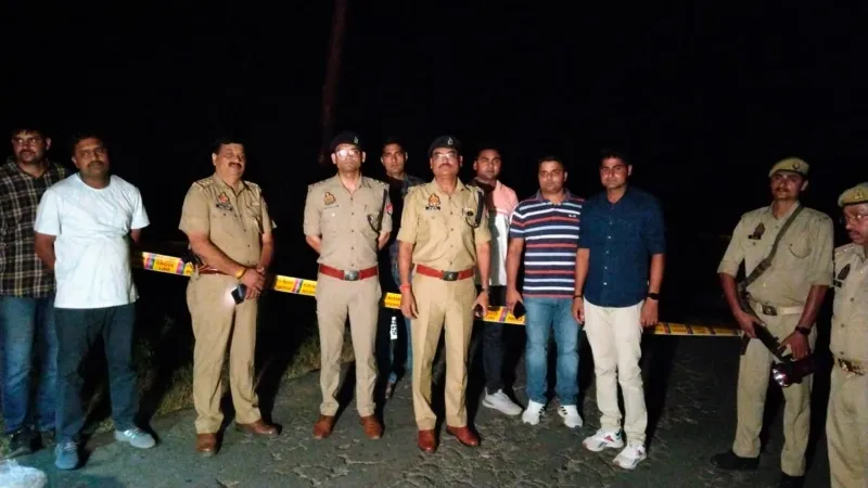 जमीनी विवाद में ट्रैक्टर से कुचलकर हत्या करने वाले मुख्य आरोपी को पुलिस ने मुठभेड़ में किया गिरफ्तार