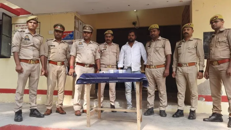 प्रतापगढ़ पुलिस से मुठभेड़ में अंतर्जनपदीय हिस्ट्रीशीटर गिरफ्तार, दो बदमाश फरार