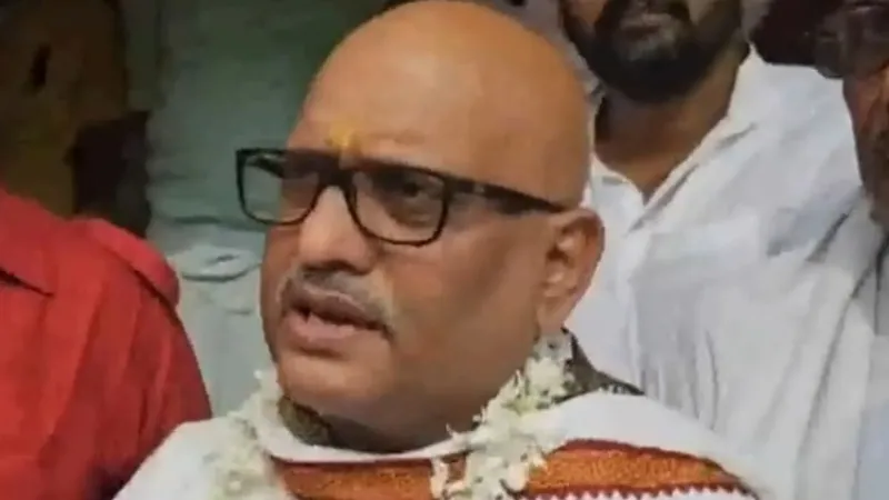 लखनऊ : सपा-कांग्रेस के बीच तल्खियां मिटाने के प्रयास जारी, कल आजम खान से मिलने जायेंगे अजय राय  