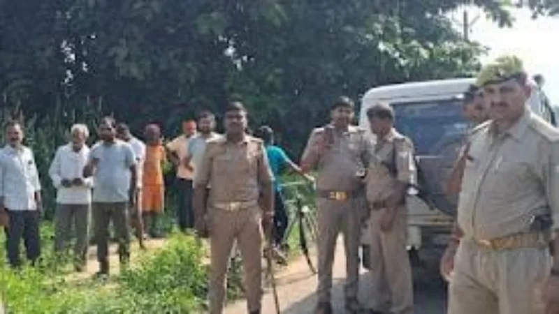 प्रयागराज : नहर के किनारे मिला बुजुर्ग का शव, हत्या की जताई आशंका