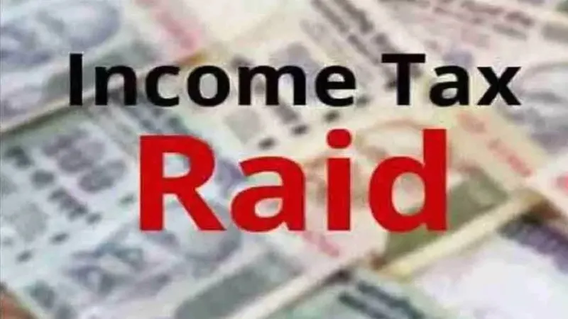 UP News : वाराणसी और गोरखपुर में ज्वैलर्स के ठिकानों पर IT Raid 