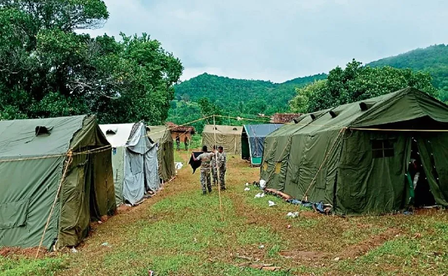 बूढ़ा पहाड़ की बदल रही फिजा, भय की जगह सरकार के प्रति विश्वास ग्रामीणों को बना रहा सबल 