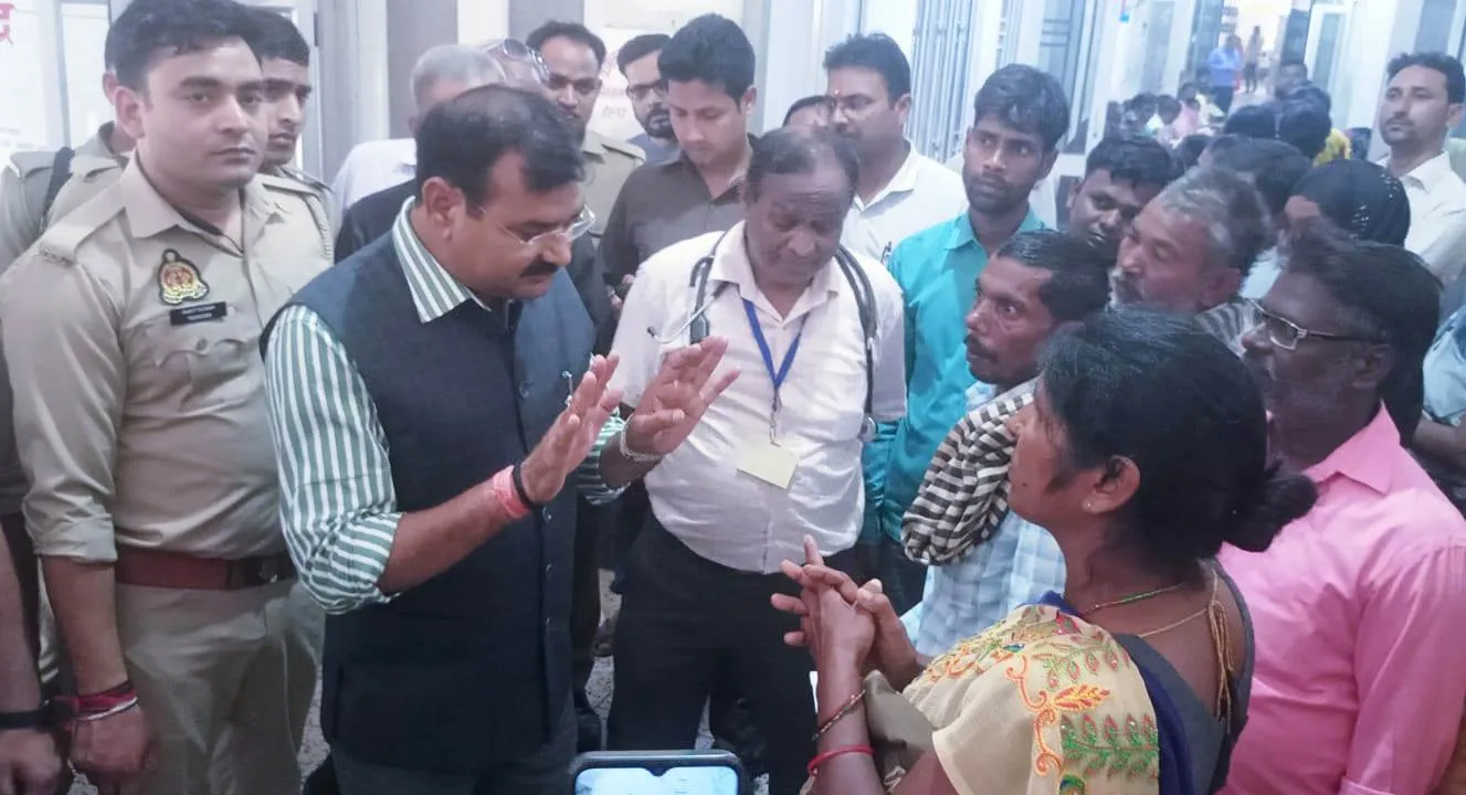 पीलीभीत: मिली खामियां तो गुस्साए राज्यमंत्री, मरीजों का जाना हाल, जिम्मेदारों को फटकारा..जानिए मामला 