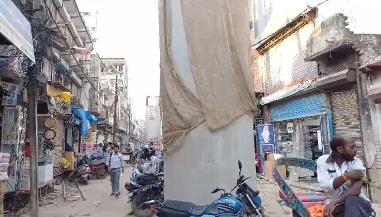 बरेली: कुतुबखाना के व्यापारियों की सीधी बात, दुकानें नहीं करेंगे बंद...8/16 का दिया फॉर्मूला