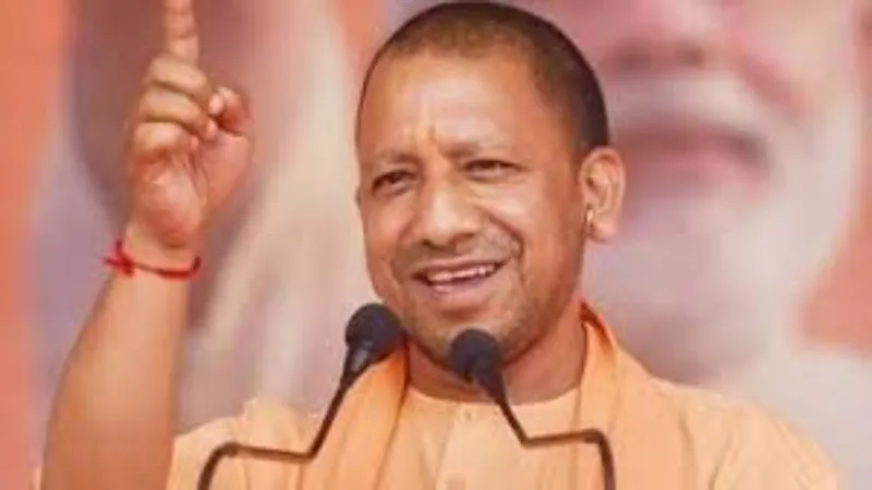 भदोही में सीएम योगी ने कारपेट एक्सपो में देखे स्टाल, बोले - दुनिया देख रही हमारा पोटेंशियल 