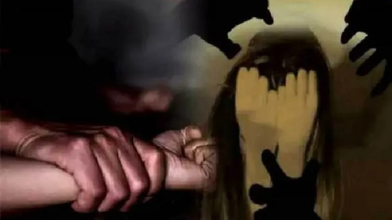 हैदराबाद से नौकरी का झांसा देकर युवती को लाये लखनऊ, किया गैंगरेप - आज पुलिस भेजेगी जेल 