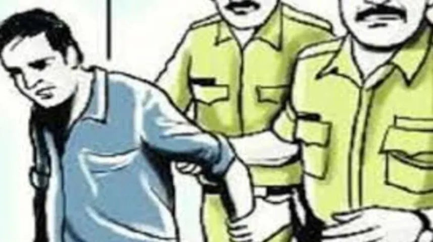 अमरोहा: धोखाधड़ी और छेड़खानी मामले में शख्स को पकड़कर ले गई देहरादून पुलिस, 50,000 का था इनामी 