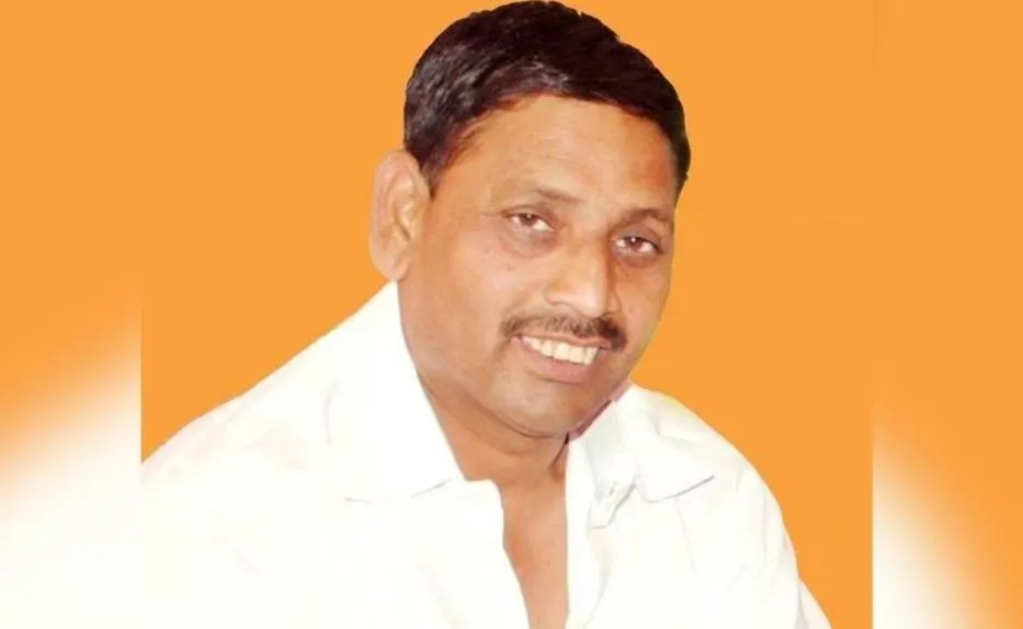 बरेली: गैनी में विवादित जमीन पर 30 दुकानें, सांसद धर्मेंद्र कश्यप ने एसडीएम आंवला पर लगाए आरोप
