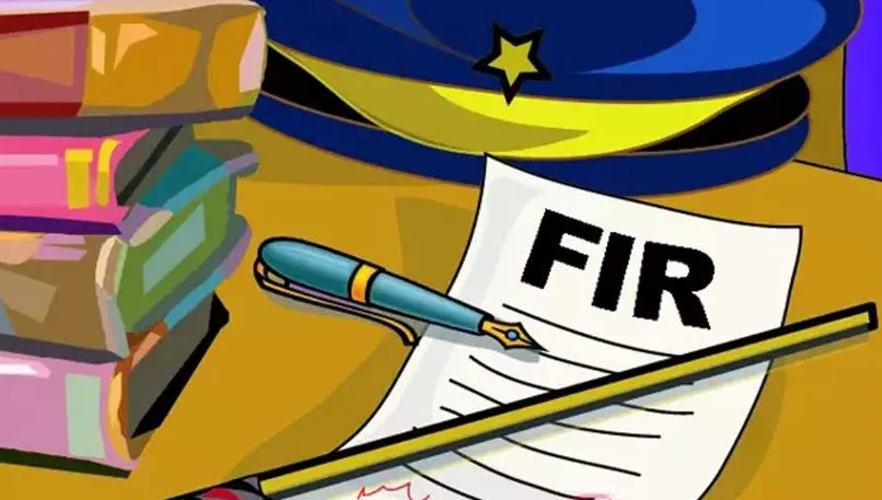 बरेली: शख्स ने तिरंगा के ऊपर लगाया धार्मिक झंडा, आरोपी के खिलाफ FIR 