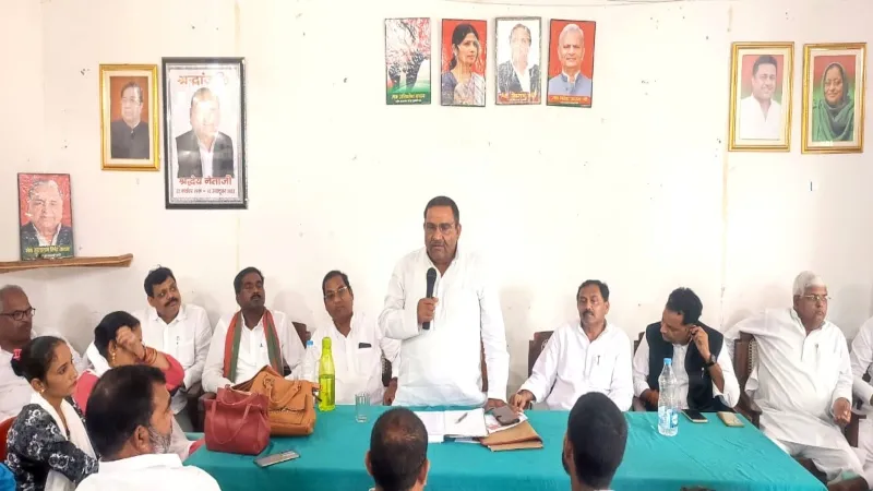 बहराइच : कार्यकर्ता उत्पीड़न और बदहाल स्वास्थ्य व्यवस्था पर सपा ने उठाए सवाल