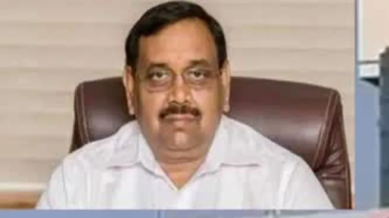 लखनऊ : भूखंड फर्जीवाड़े में रिटायर्ड IAS समेत 4 पर केस दर्ज, जानें क्या है मामला  