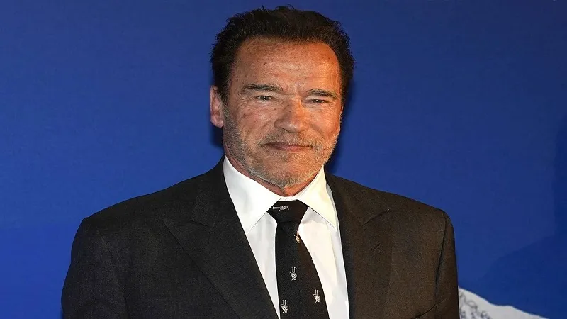 स्टेलोन के साथ फिल्म प्रतिद्वंद्विता नियंत्रण के बाहर हो गई थी: Arnold Schwarzenegger