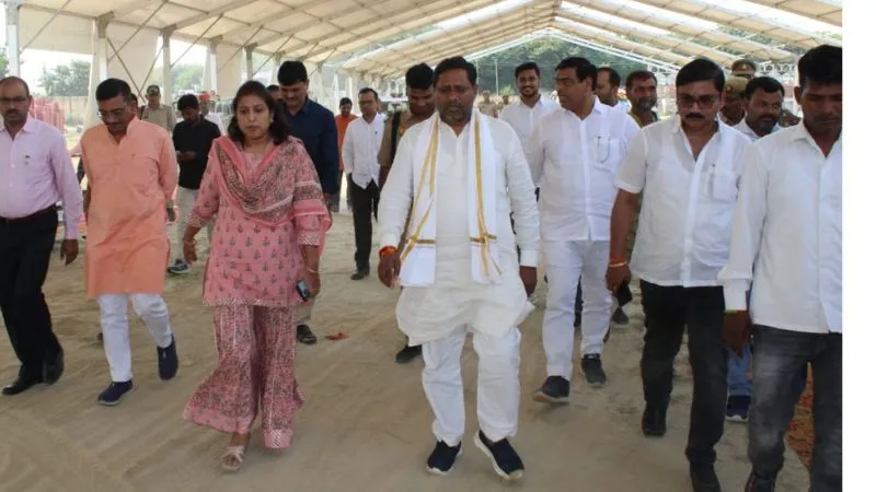 Auraiya News: CM Yogi के आगमन को लेकर प्रशासनिक अमला सक्रिय, अधिकारियों ने भाजपा सासंद संग किया निरीक्षण