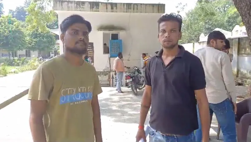 बरेली: गौ रक्षक के साथ पुलिस ने दिखाई गुंडागर्दी, जेल भेजने की दी धमकी