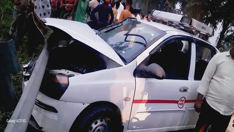 बहराइच में भीषण सड़क हादसा: बाइक और कार की टक्कर में बेटे की मौत, मां घायल